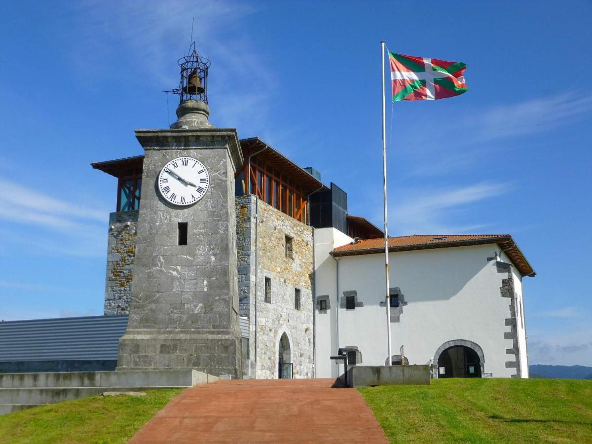 Piso Turistico Mundaka Con Opcion A Garaje Apartment Екстериор снимка